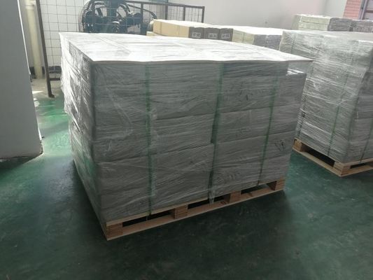 48*64 سانتی متری رنگ رنگی مبتنی بر آب PET Offset Printing Film مقاومت شیمیایی 75mic PET release film